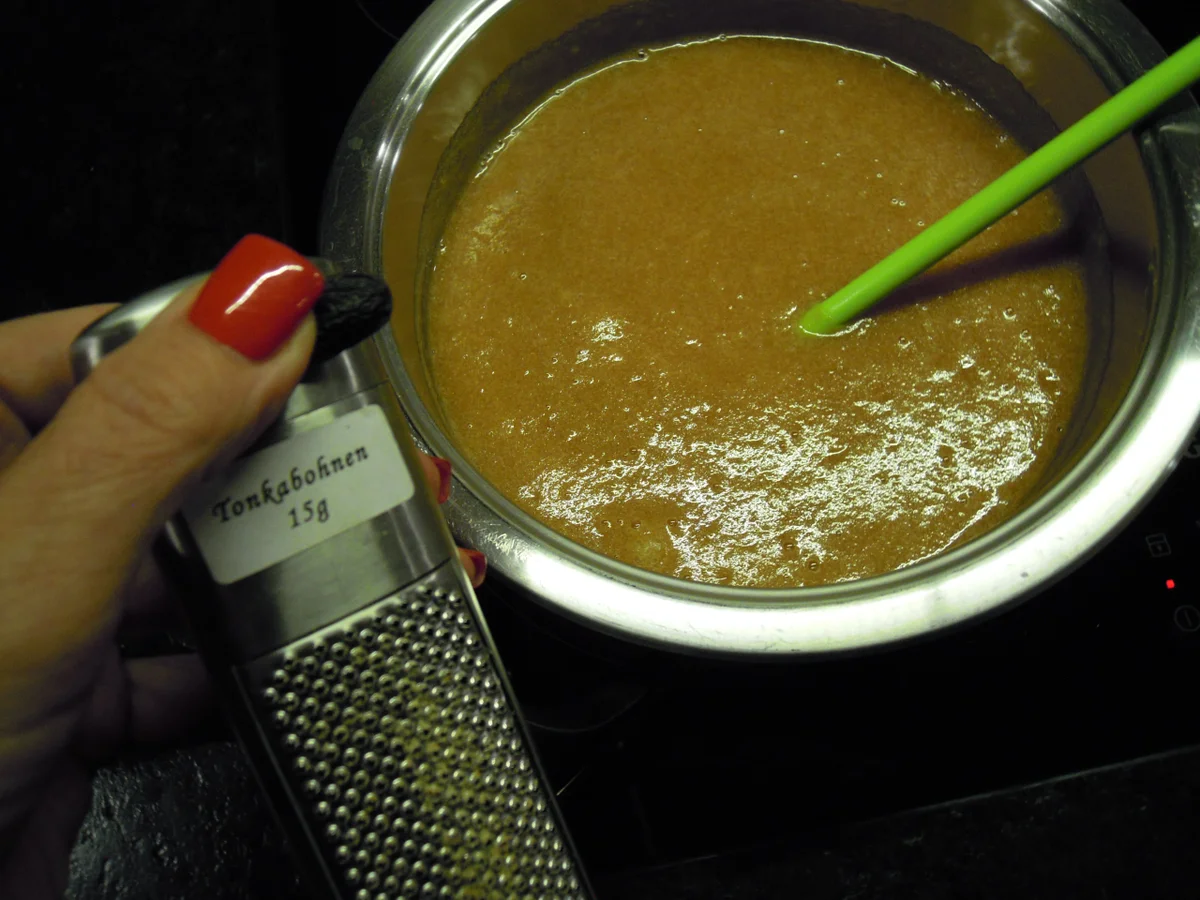 Rezept: Marmelade: Apfel / Ingwer mit Calvados Bild Nr. 786 Marmelade: Apfel / Ingwer mit Calvados - Rezept - Bild Nr. 786