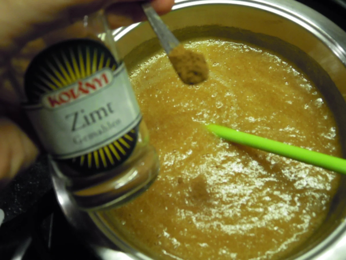 Rezept: Marmelade: Apfel / Ingwer mit Calvados Bild Nr. 788 Marmelade: Apfel / Ingwer mit Calvados - Rezept - Bild Nr. 788