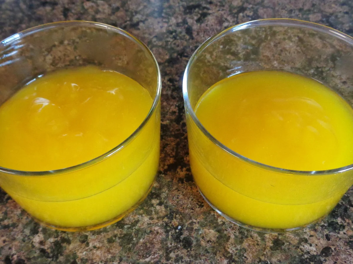 Pudding aus dem Safranbirnensud ... und weiße Schokoladen - Sahne - Sauce ... - Rezept - Bild Nr. 481