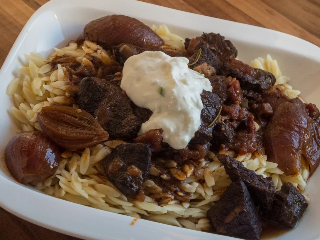 Stifado a la Foxy - Rezept