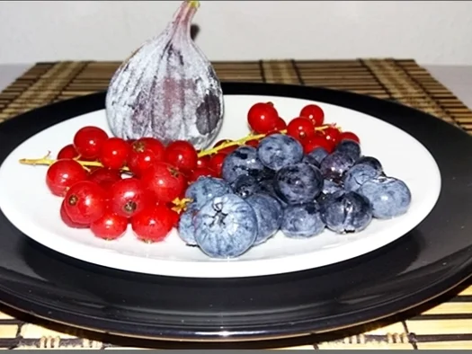 Chia- Cantaloupe Pudding/Jelly  mit Früchten verfeinert - Rezept - Bild Nr. 522