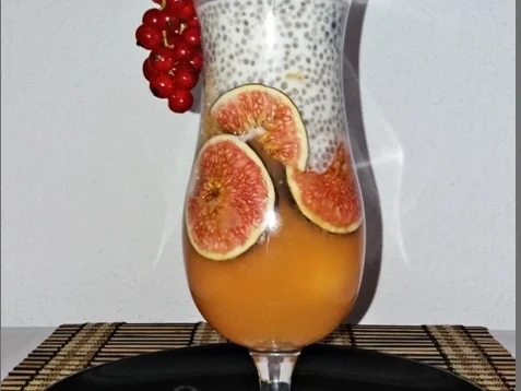 Chia- Cantaloupe Pudding/Jelly  mit Früchten verfeinert - Rezept - Bild Nr. 525