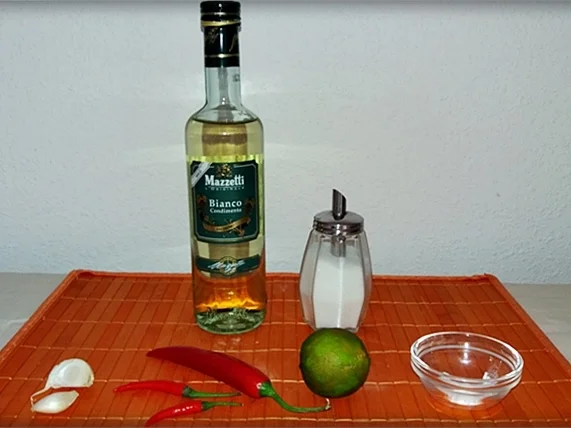 Rezept: Selbstgemachte Thai Chilisauce - scharf & süß Bild Nr. 516 Selbstgemachte Thai Chilisauce - scharf & süß - Rezept - Bild Nr. 516