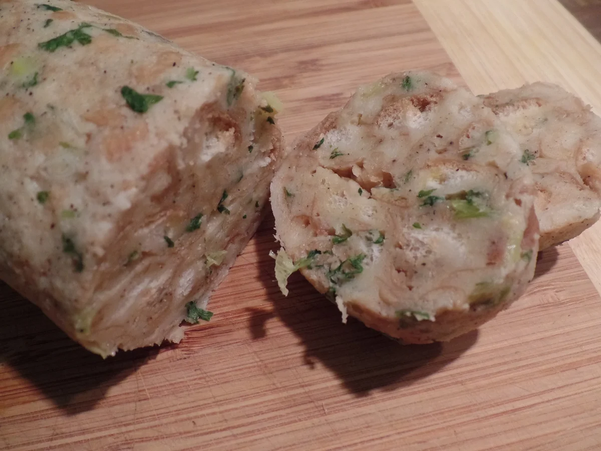 Serviettenknödel gebraten mit Pfifferlingen in Sahnesauce - Rezept - Bild Nr. 530