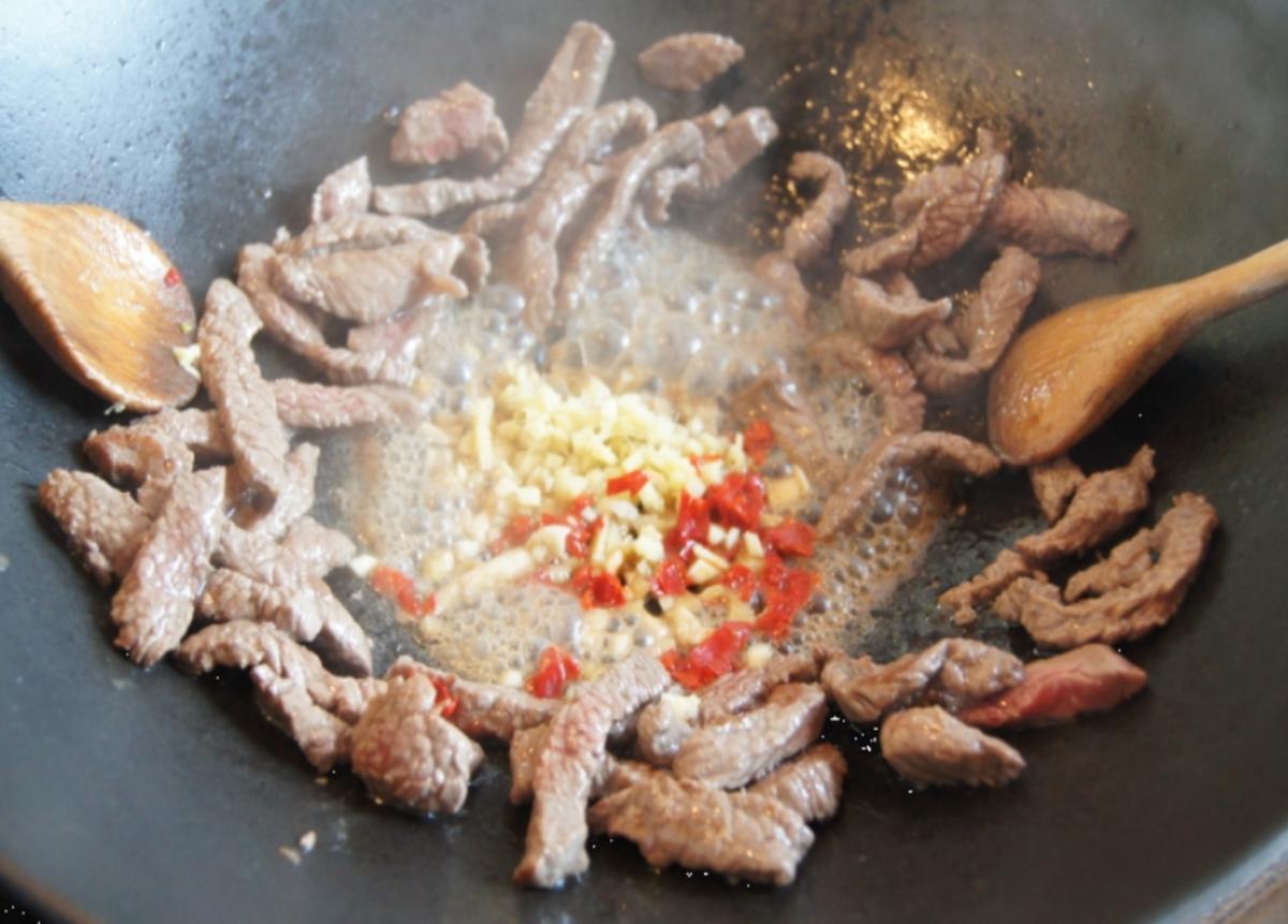 Curryblumenkohl mit Rindfleischstreifen - Rezept - Bild Nr. 536