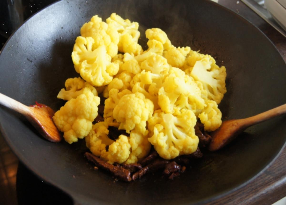 Curryblumenkohl mit Rindfleischstreifen - Rezept - Bild Nr. 538
