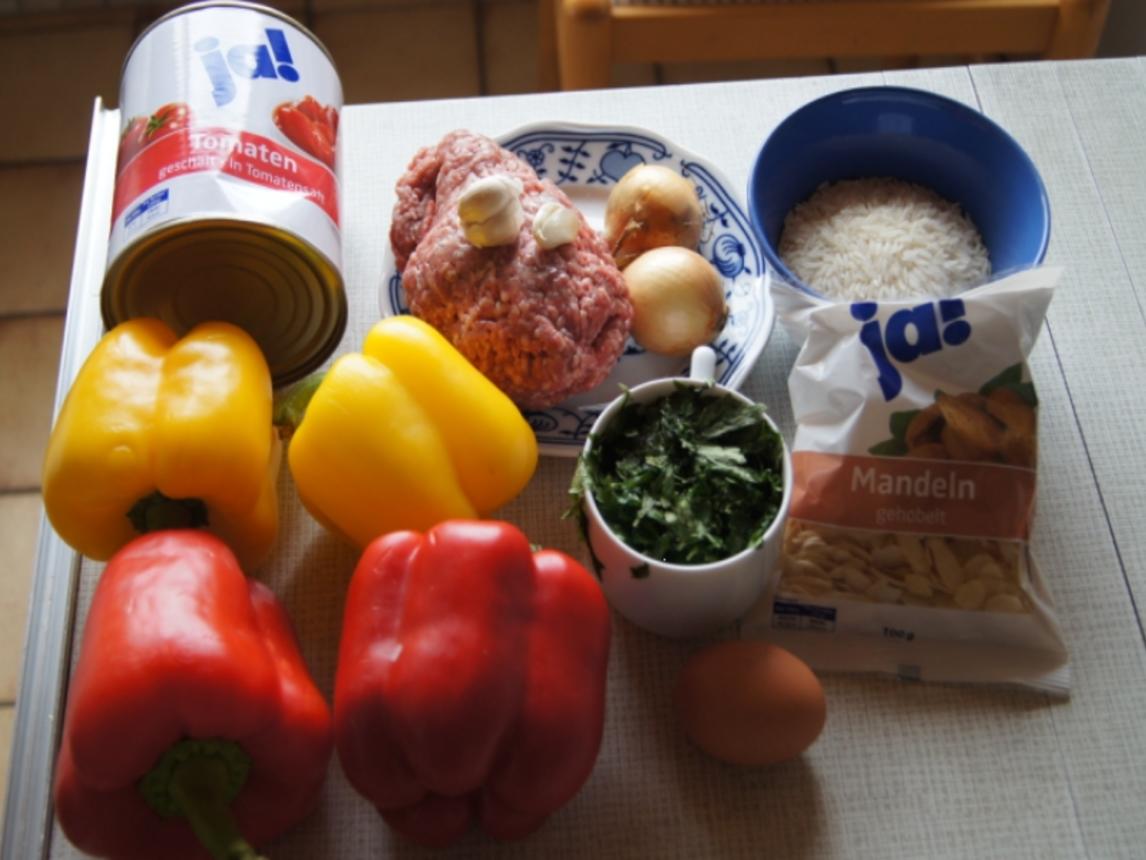 Hackfleisch-Bällchen in Paprika-Tomatengemüse mit Basmati-Mandelreis ...