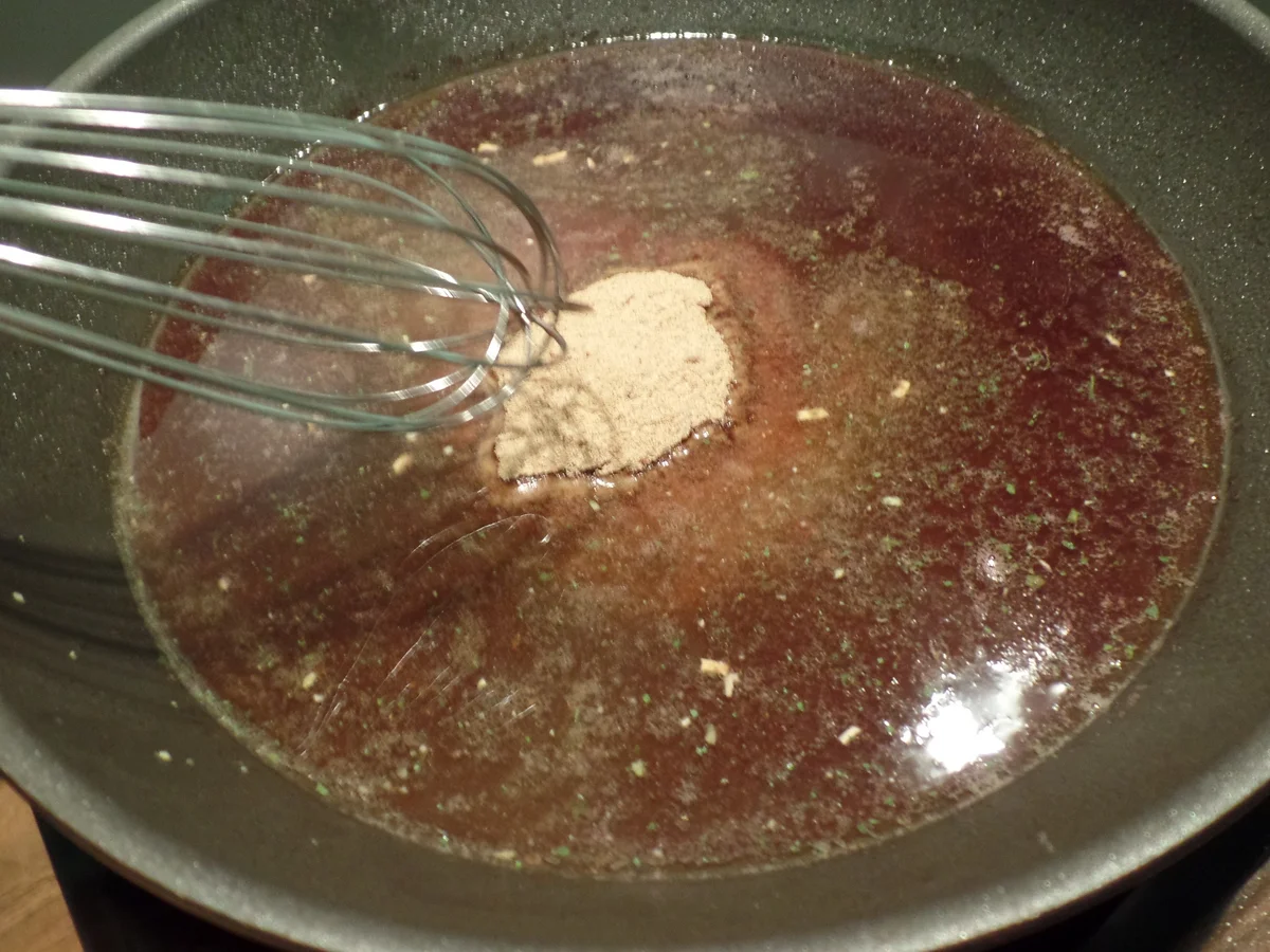 Rinderfilet mit selbstgemachtem Rotkohl und Pfeffersauce - Rezept - Bild Nr. 547