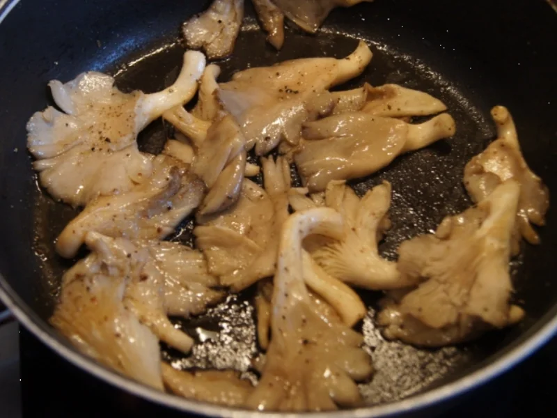 Grillkotelett –Arizona- mit Knoblauch-Pimentos und Austernpilzen - Rezept - Bild Nr. 563