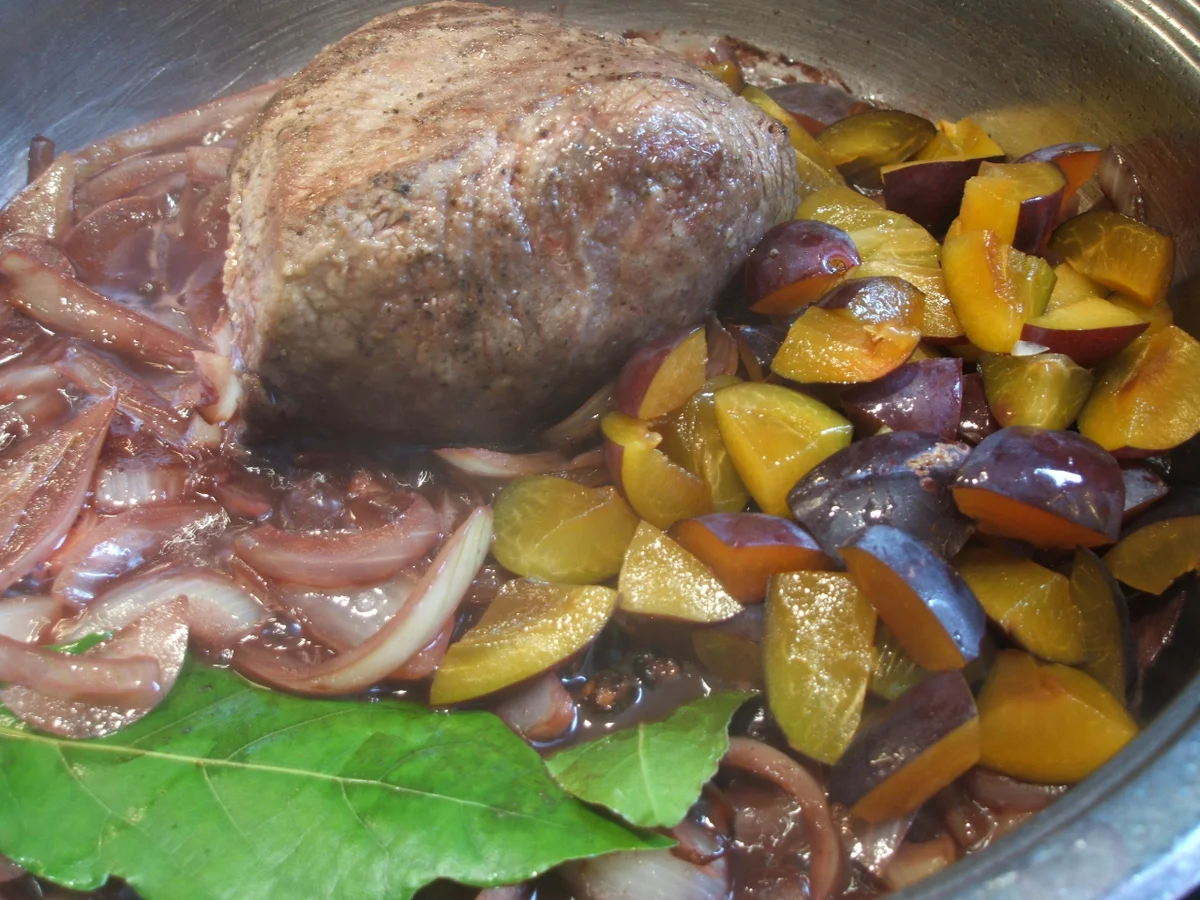 Fleisch: Herbstlich-fruchtiger Burgunderbraten - Rezept - Bild Nr. 563