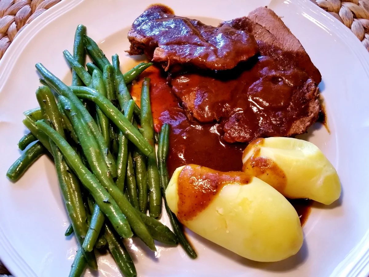 Geschmorte Lammkeule - Rezept - Bild Nr. 575