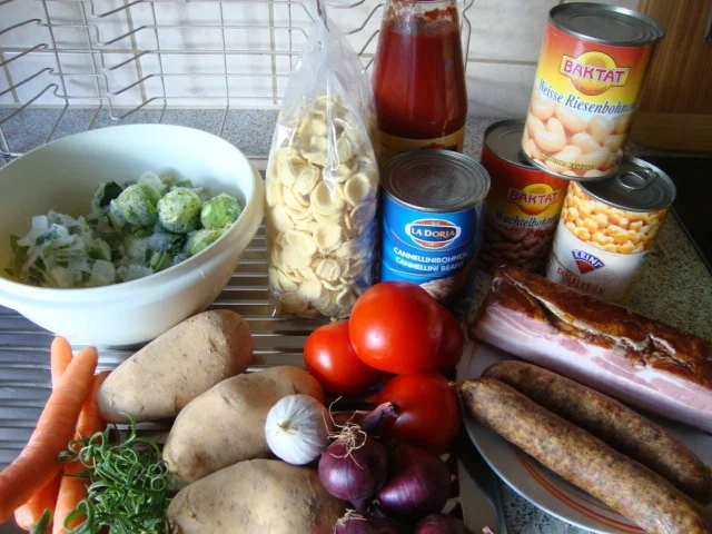 Bohnen-Gemüsetopf mit deftiger Einlage - Rezept - Bild Nr. 563