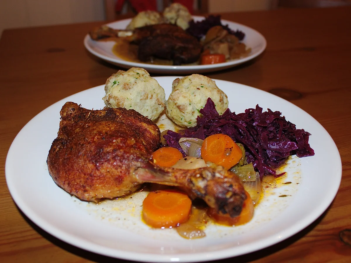 Rezept: Gries-Semmelknödel Bild Nr. 562 Gries-Semmelknödel - Rezept - Bild Nr. 562