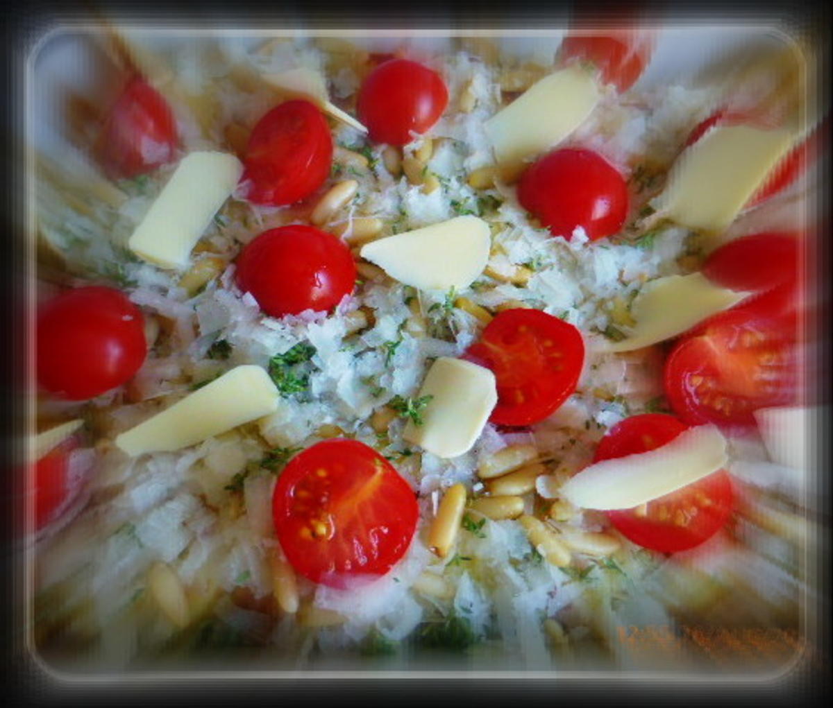 Parmesancrepes mit Mozzarella-Tomatenfüllung und Rucola - Rezept - Bild Nr. 567
