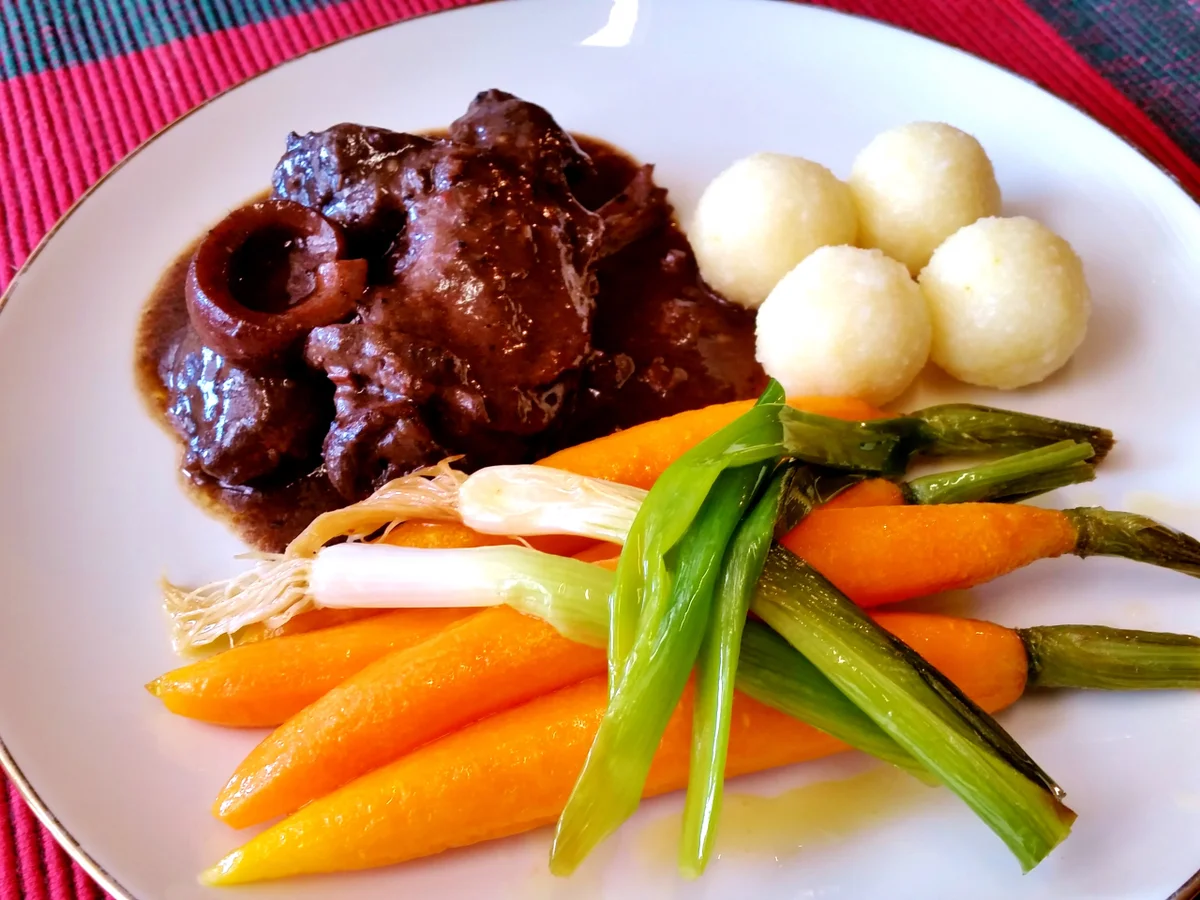 Rezept: Zarte Karotten mit jungen Lauchzwiebeln Bild Nr. 563 Zarte Karotten mit jungen Lauchzwiebeln - Rezept - Bild Nr. 563