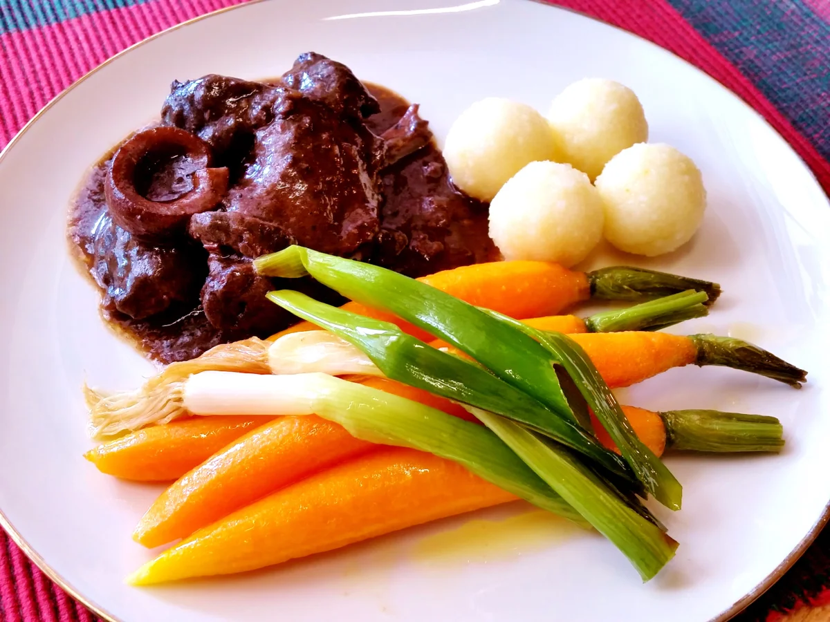 Rezept: Zarte Karotten mit jungen Lauchzwiebeln Bild Nr. 569 Zarte Karotten mit jungen Lauchzwiebeln - Rezept - Bild Nr. 569