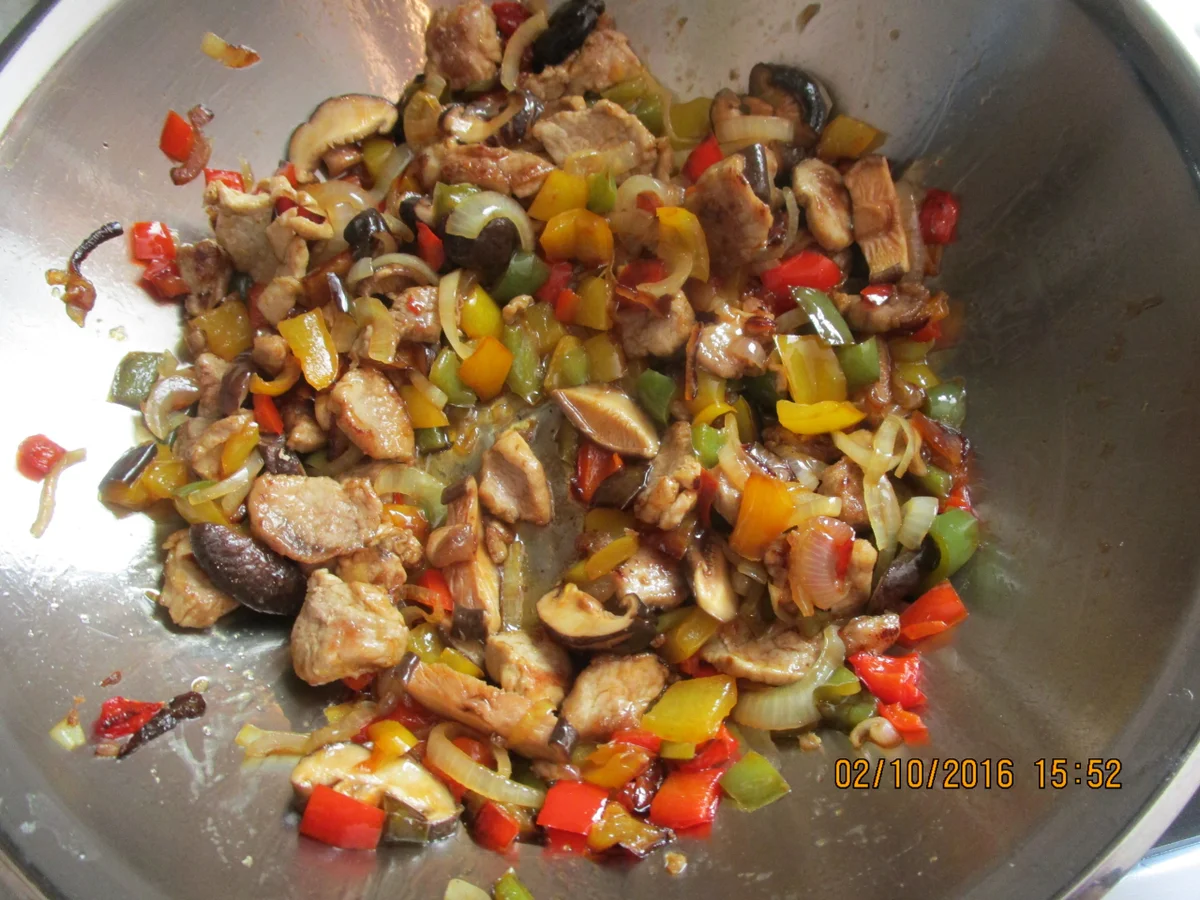 Schweinefleisch mit Paprika - Rezept - Bild Nr. 590