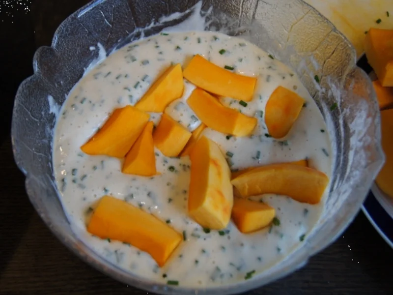 Frittierte Kürbisspalten im Schnittlauch-Bierteig mit Meerrettich-Dipp ! - Rezept - Bild Nr. 586