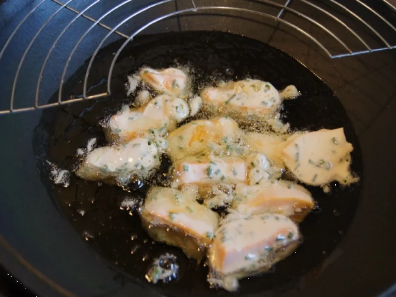 Frittierte Kürbisspalten im Schnittlauch-Bierteig mit Meerrettich-Dipp ! - Rezept - Bild Nr. 587