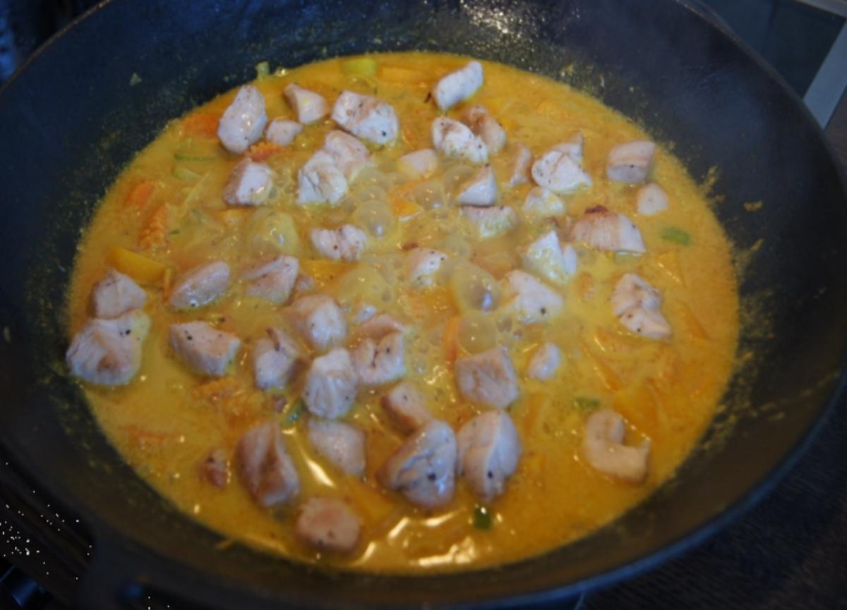 Hähnchenbrustfilet-Kürbis-Curry im Wok mit Reis - Rezept - Bild Nr. 595