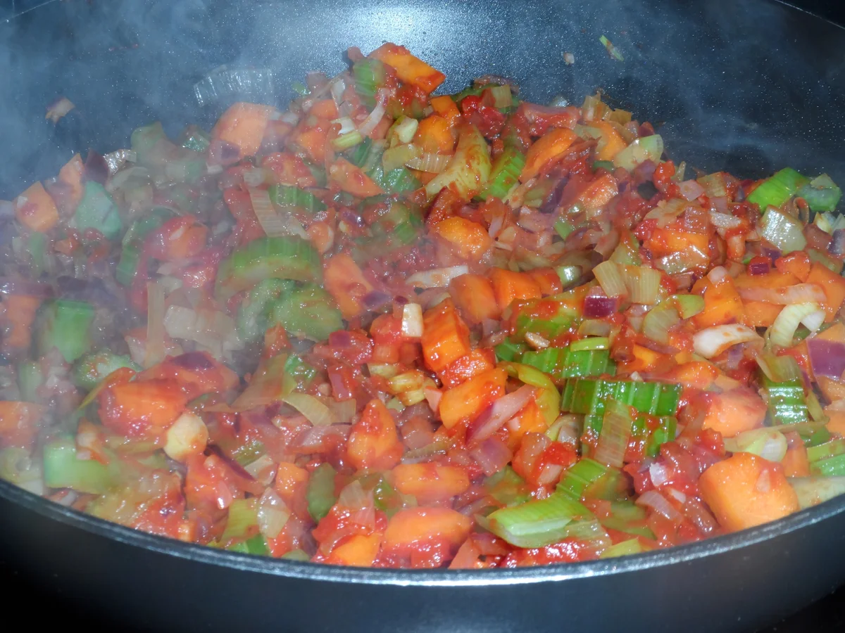 BiNe` S LINSENBOLOGNESE - Rezept - Bild Nr. 744