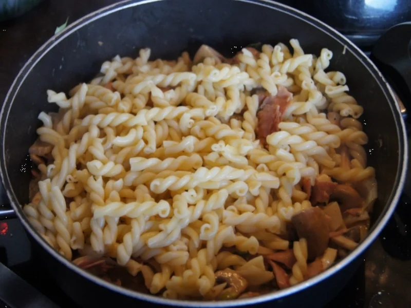 Rezept: Ruckzuck-Pasta Bild Nr. 610 Ruckzuck-Pasta - Rezept - Bild Nr. 610