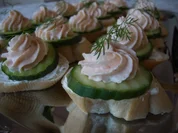 Foxys Snackbar: Häppchen mit Lachsmus - Rezept - Bild Nr. 656