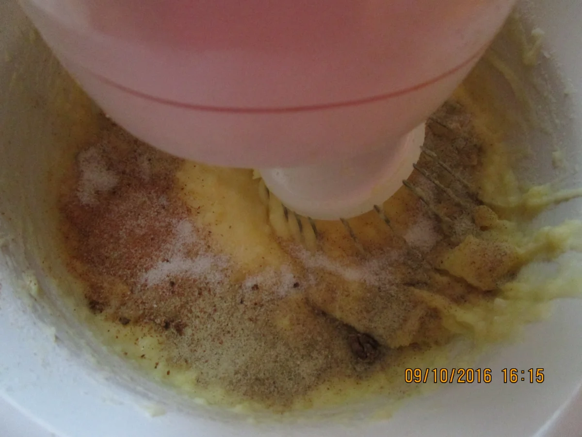 Rezept: Lachs-/Spinat-Auflauf überbacken mit Kartoffelpü und Käse Bild Nr. 681 Lachs-/Spinat-Auflauf überbacken mit Kartoffelpü und Käse - Rezept - Bild Nr. 681