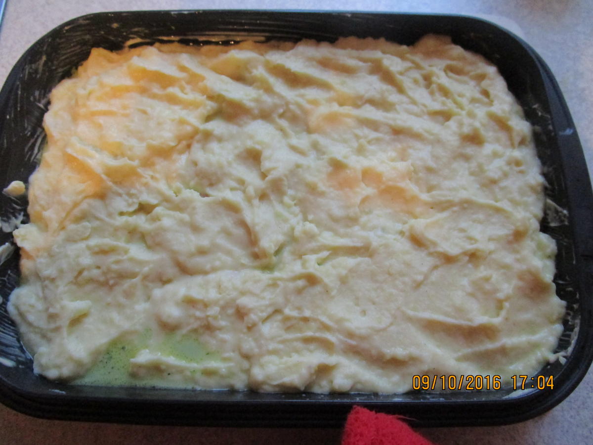 Lachs-/Spinat-Auflauf überbacken mit Kartoffelpü und Käse - Rezept - Bild Nr. 688