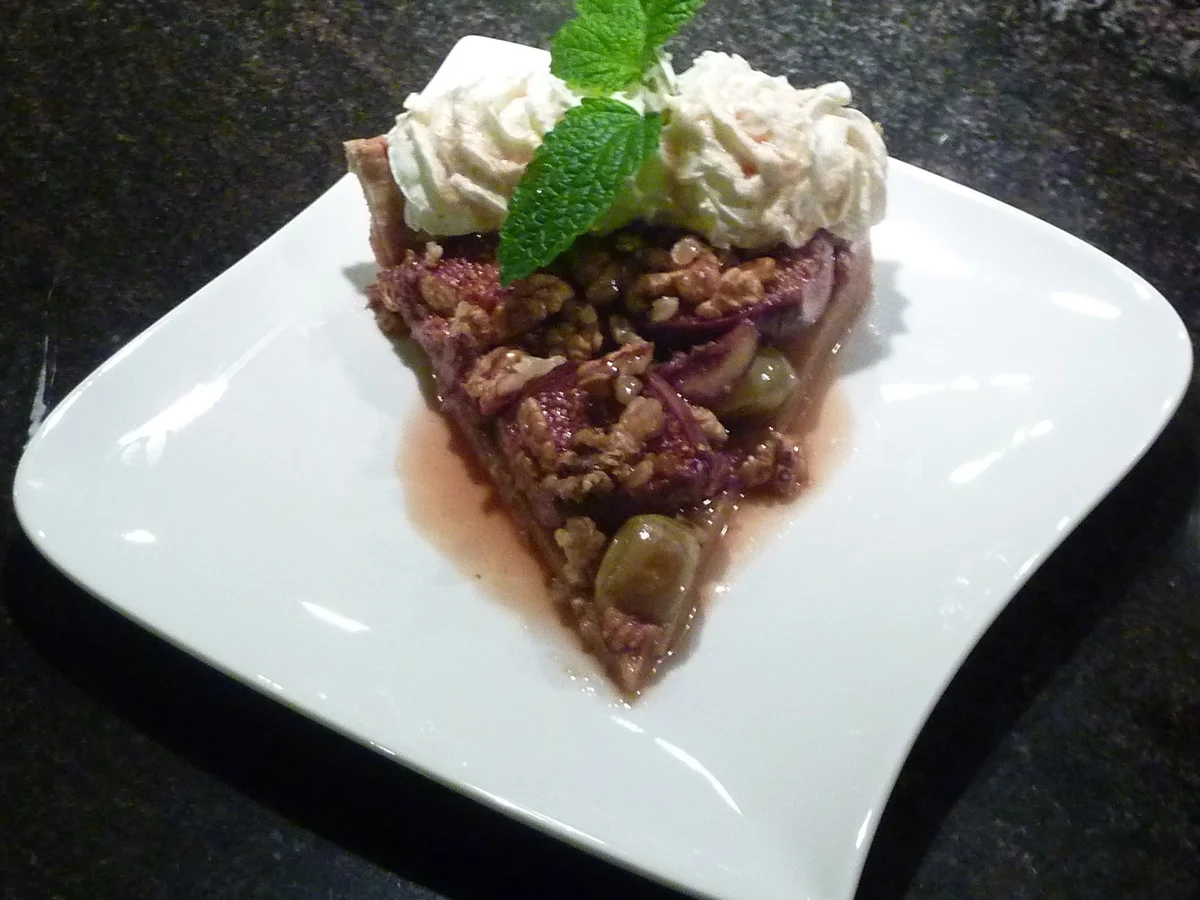 Feigenkuchen mit Trauben und Baumnüsse - Rezept - Bild Nr. 692