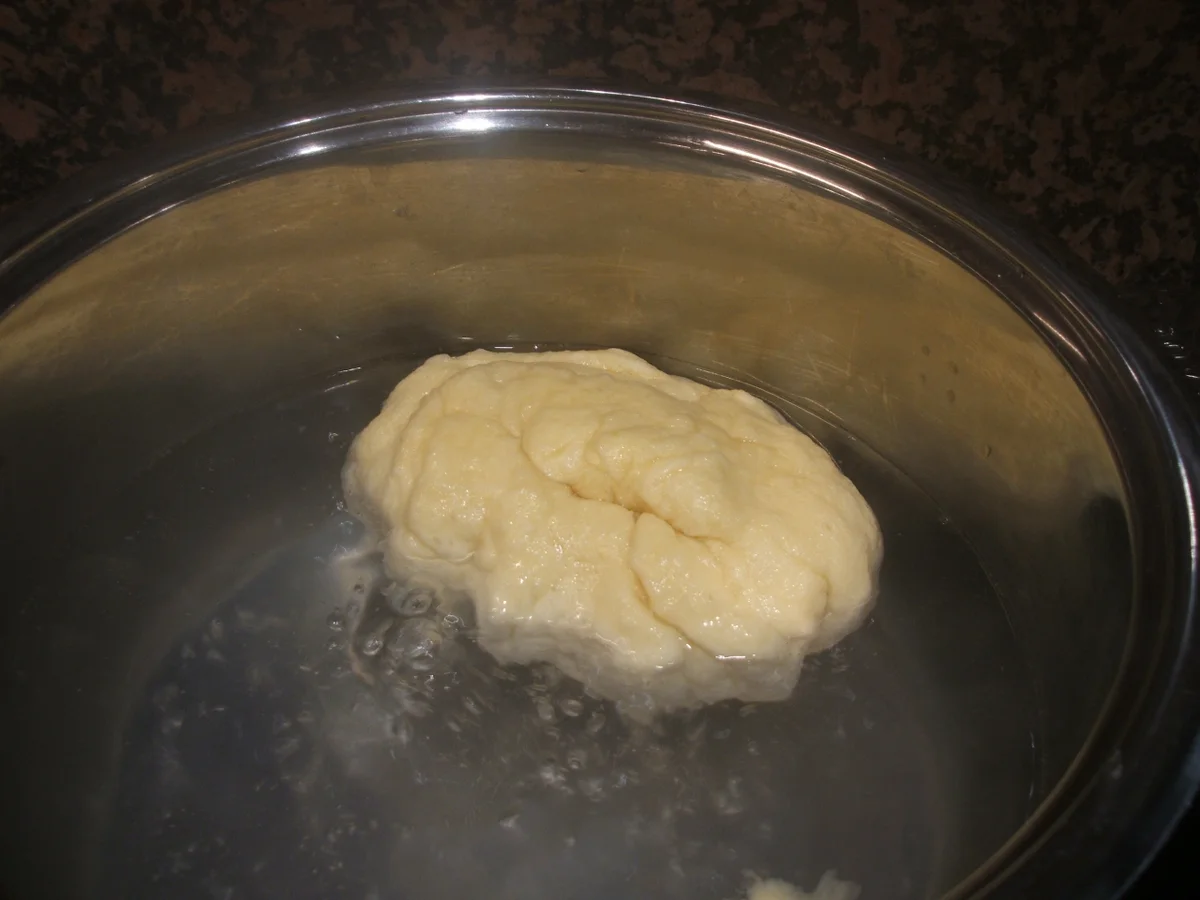 Knödel: Dinkel-Hefeknödel - Rezept - Bild Nr. 684