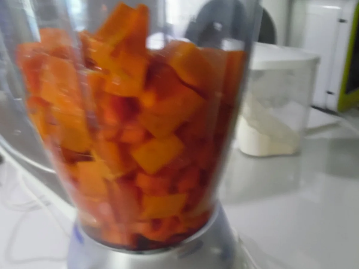 Rezept: Kürbis-Kuchen mit Schokohaube Bild Nr. 7 Kürbis-Kuchen mit Schokohaube - Rezept - Bild Nr. 7