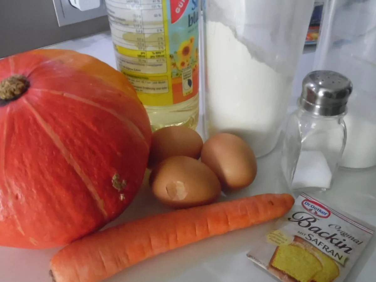 Rezept: Kürbis-Kuchen mit Schokohaube Bild Nr. 9 Kürbis-Kuchen mit Schokohaube - Rezept - Bild Nr. 9