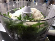 Rucola-Pesto & Basilikum-Pesto aus blauem Basilikum - Rezept - Bild Nr. 681