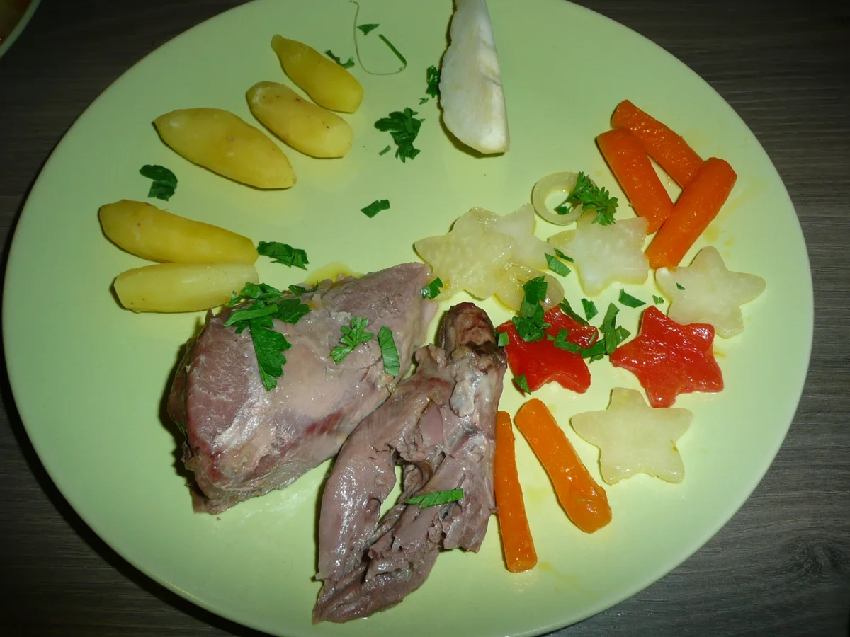 Putenkeule  mit Sternchen + Bamberger Hörnchen. - Rezept - Bild Nr. 681