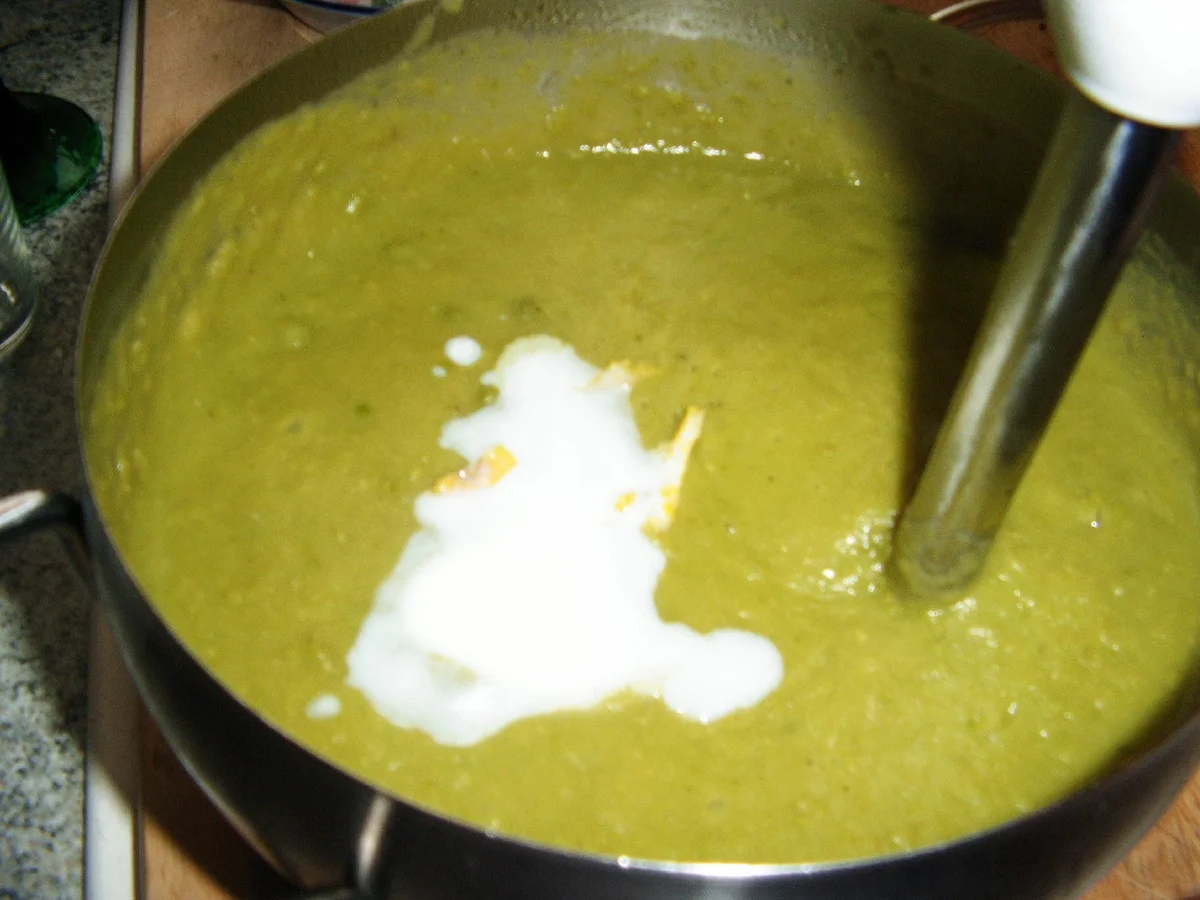 Rezept: Erbsencremsuppe Bild Nr. 8 Erbsencremsuppe - Rezept - Bild Nr. 8