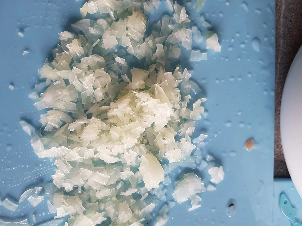 Lachs als Lachstatar mit Avocadoschaum à la Biggi - Rezept - Bild Nr. 734