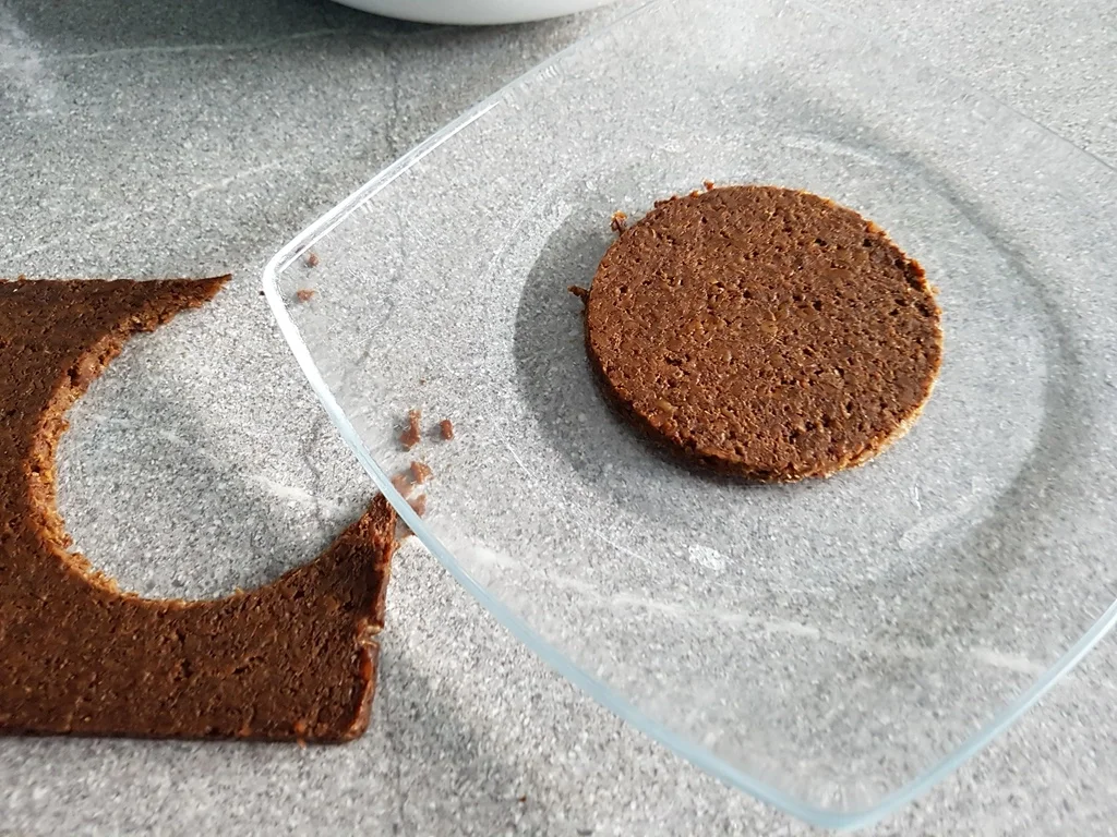 Lachs als Lachstatar mit Avocadoschaum à la Biggi - Rezept - Bild Nr. 735