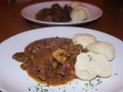 Rindergulasch aus dem Römertopf - Rezept - Bild Nr. 733