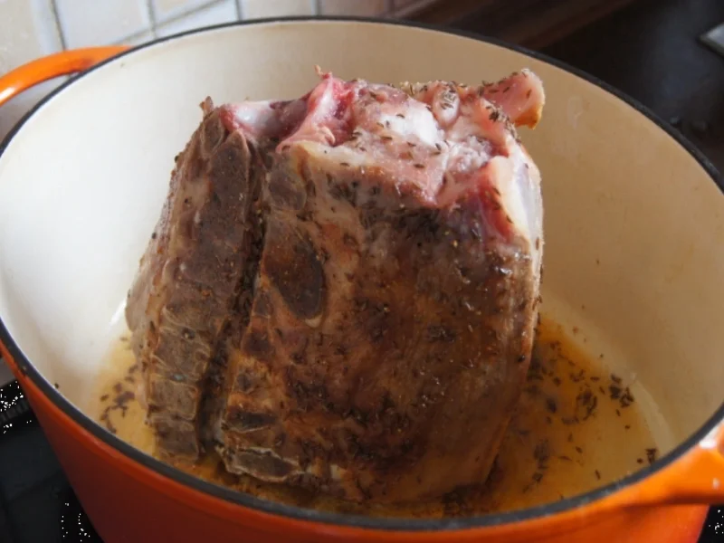 Deftiger Schweinenackenbraten mit pikanter Sauce - Rezept - Bild Nr. 3115