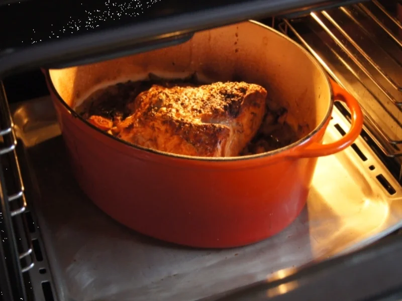 Deftiger Schweinenackenbraten mit pikanter Sauce - Rezept - Bild Nr. 3116