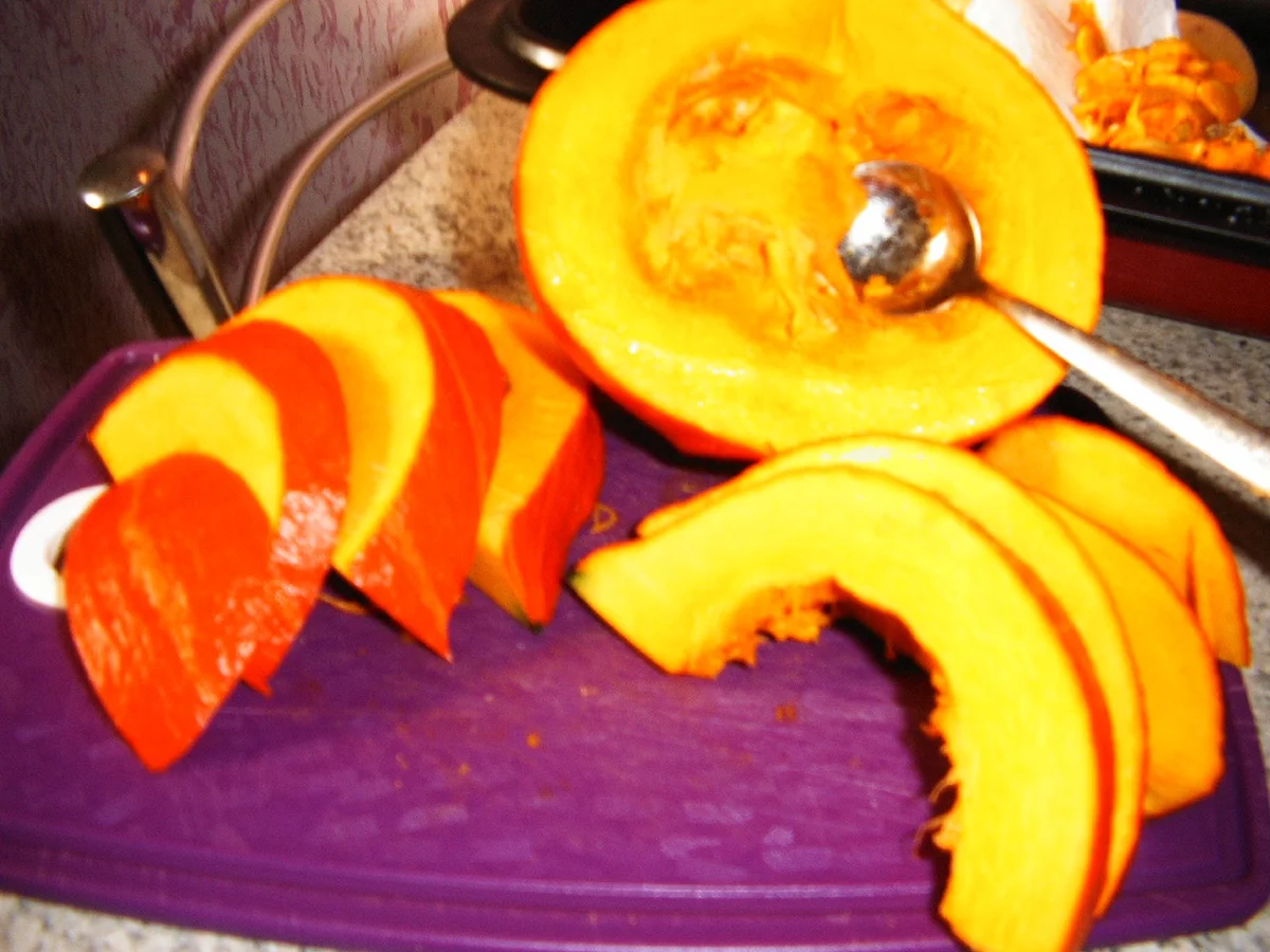 Rezept: Hähnchenkeulen auf Kürbis und Drillingen Bild Nr. 757 Hähnchenkeulen auf Kürbis und Drillingen - Rezept - Bild Nr. 757