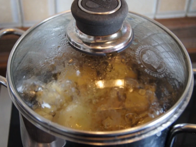 Pellkartoffeln mit Curry-Paprika-Quark und Eismeer-Garnelen - Rezept - Bild Nr. 761