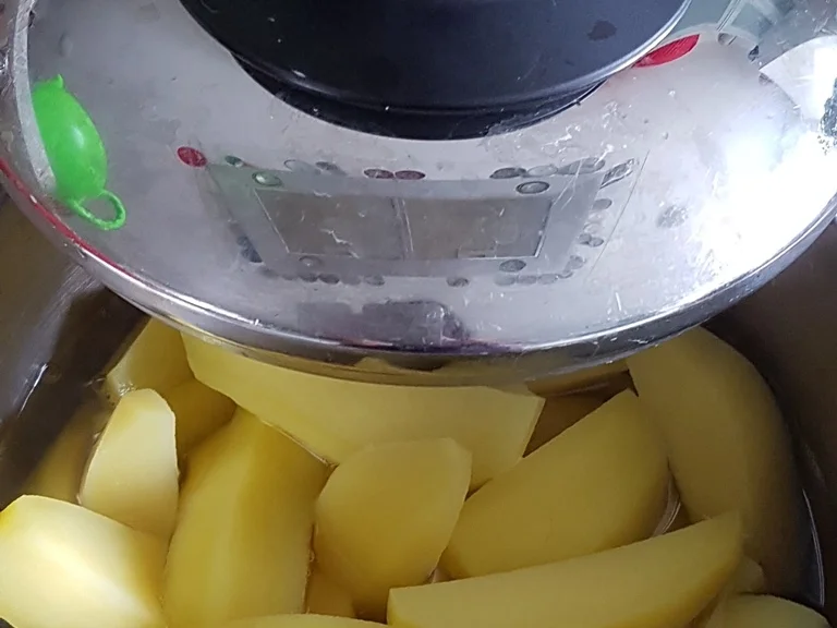 Schweinenacken mit Gemüse und Kartoffeln à la Biggi - Rezept - Bild Nr. 772