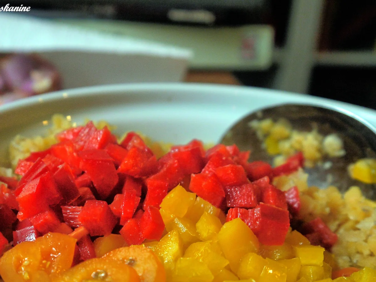 Linsensalat mit panierten Weißwurstscheiben - Rezept - Bild Nr. 823
