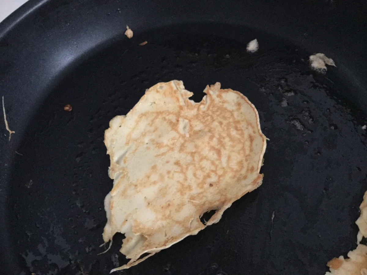 dünne Eierküchlein mit Himbeermarmelade - Rezept - Bild Nr. 792