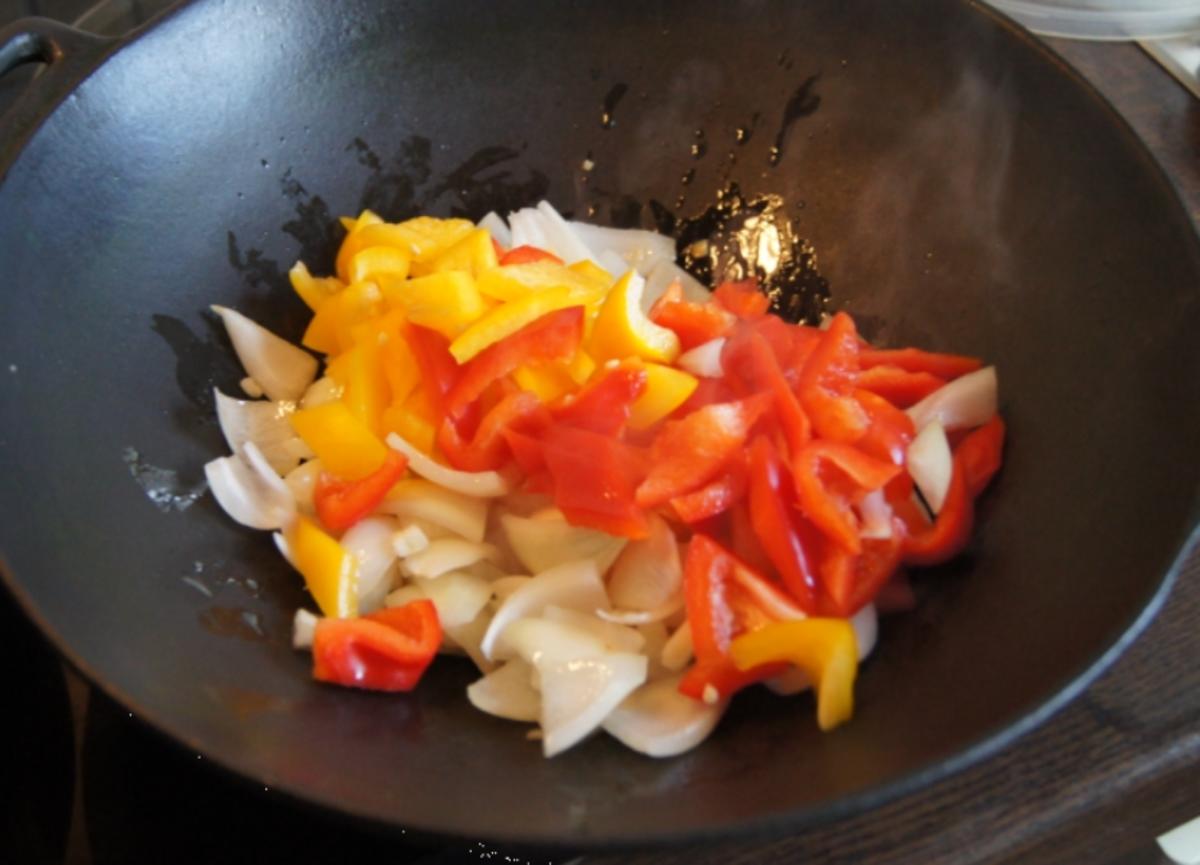 Zanderfilets auf Gemüsebett mit Curryreis - Rezept - Bild Nr. 799
