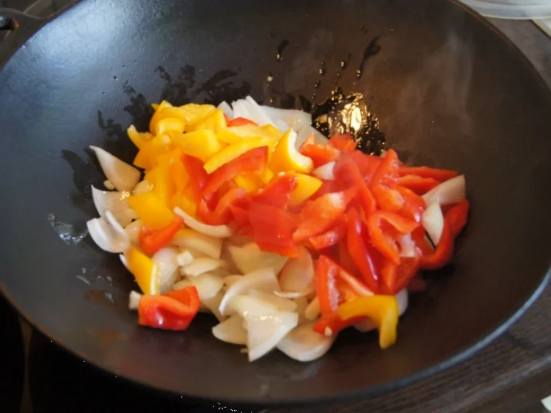 Zanderfilets auf Gemüsebett mit Curryreis - Rezept - Bild Nr. 799