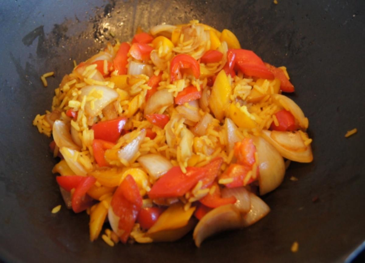 Zanderfilets auf Gemüsebett mit Curryreis - Rezept - Bild Nr. 801