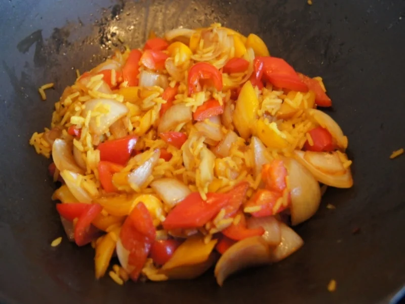 Zanderfilets auf Gemüsebett mit Curryreis - Rezept - Bild Nr. 801